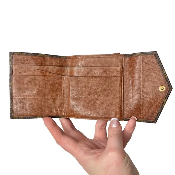 Authentic Louis Vuitton Vintage Compact Elise Brown Monogram Wallet 1980โs - Picture 4 of 16